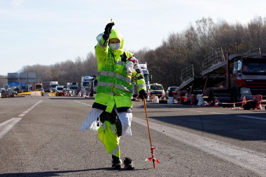 Camiones bloqueados en una autopista francesa