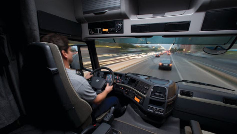 ATA lamenta el desprecio del Gobierno al transporte por excluirlo de las ayudas