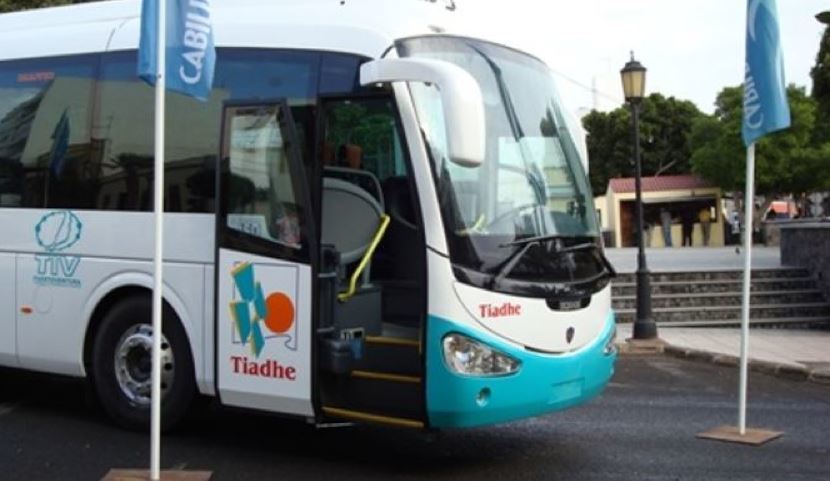Autobús de la empresa Transportes Antonio Díaz Hernández
