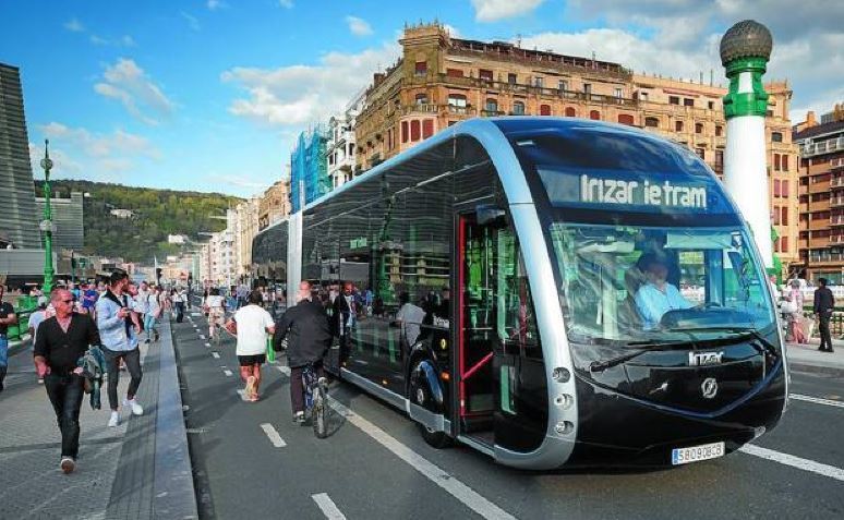 Imagen del autobús articulado 100% eléctrico de Dbus.