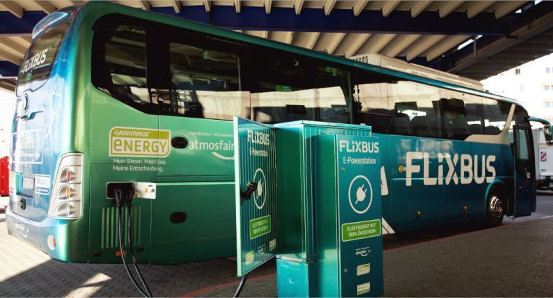 Imagen de un autobús eléctrico de FlixBus
