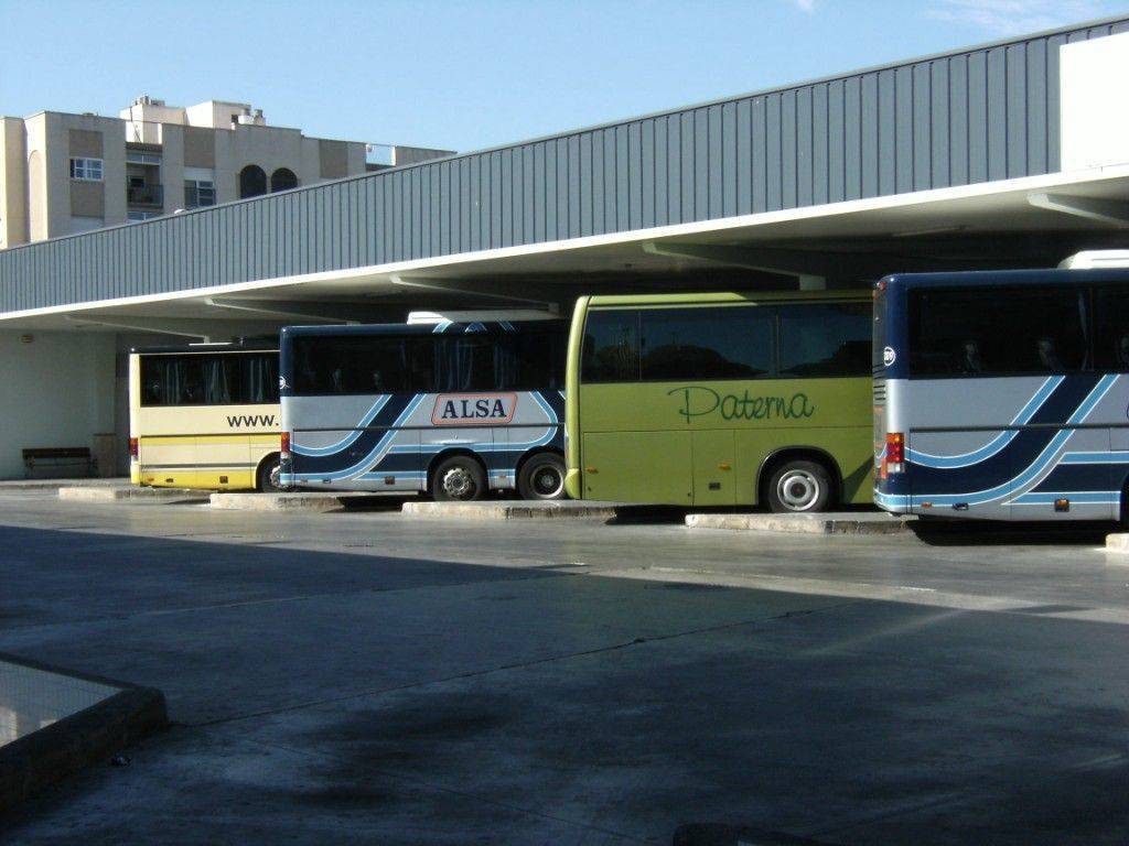 Autobuses en una estación