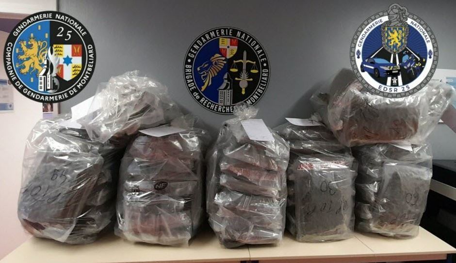 Imagen de absuelto un camionero por transportar 63 kilos de cannabis y muta de 267.000 euros