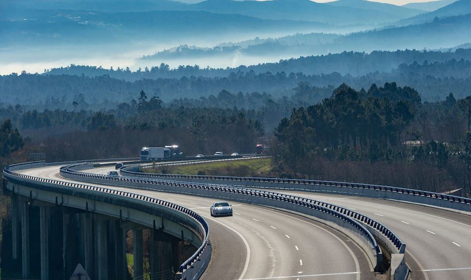 Imagen de una autopista en Galicia