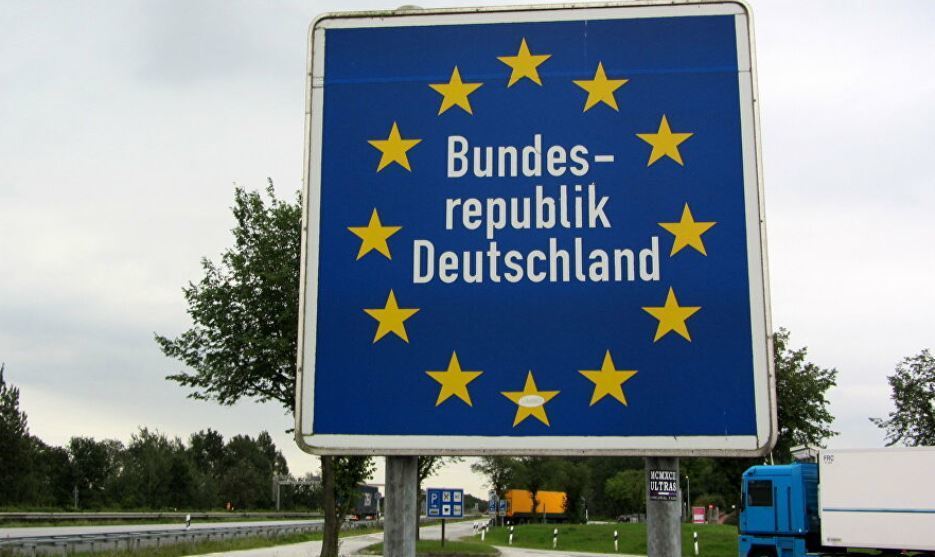 Panel de entrada en Alemania