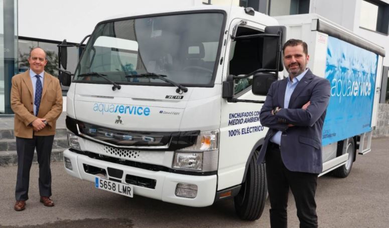 Aquaservice inicia una ruta de reparto en Valencia con un camión eléctrico FUSO eCanter