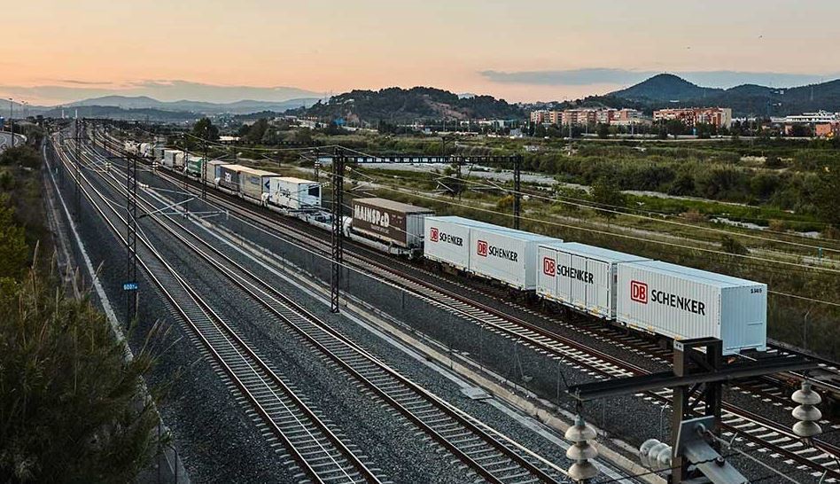 Autopistas ferroviarias: una solución de la A de Algeciras a la Z de Zaragoza