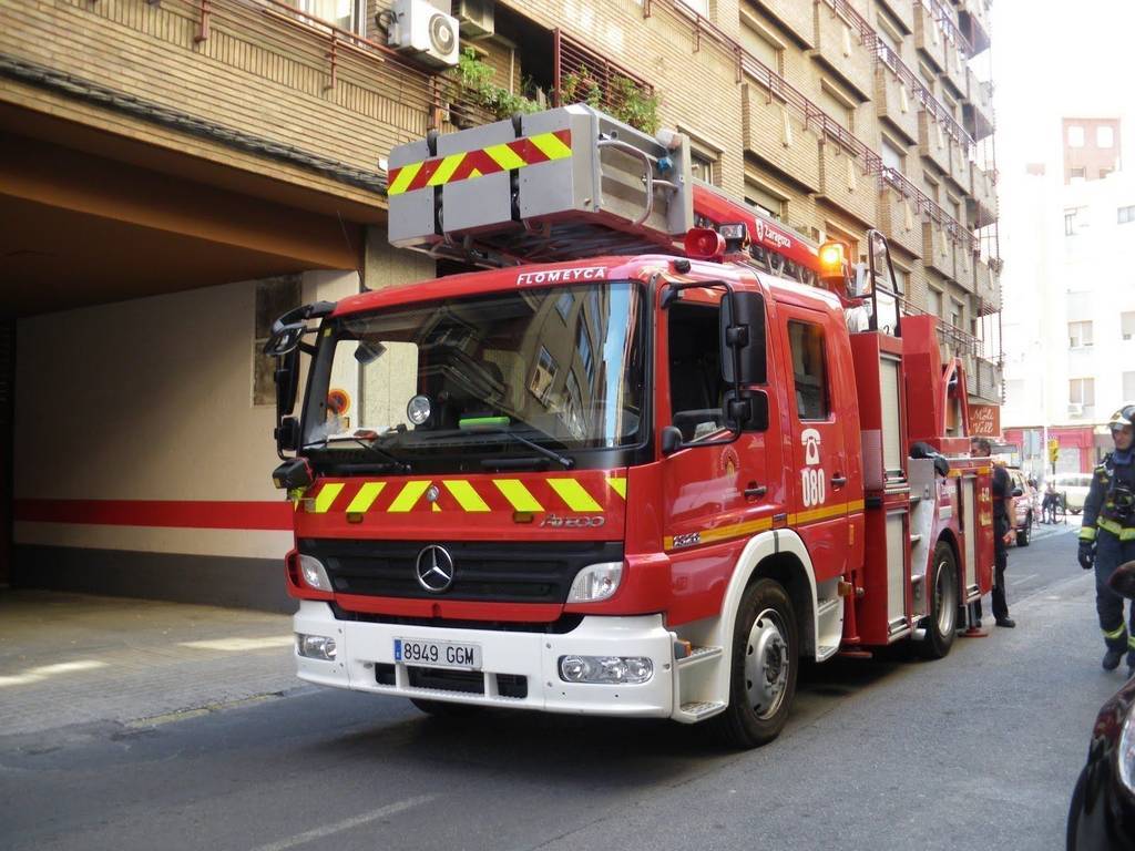 BOMBEROS