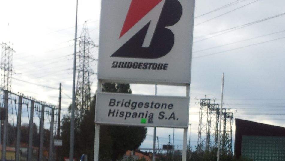 BRIDGESTONEBASAURI