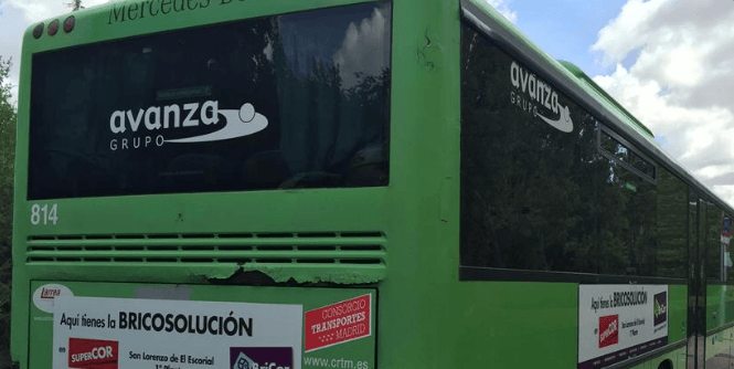 Autobús que cubre la línea Madrid-Algete