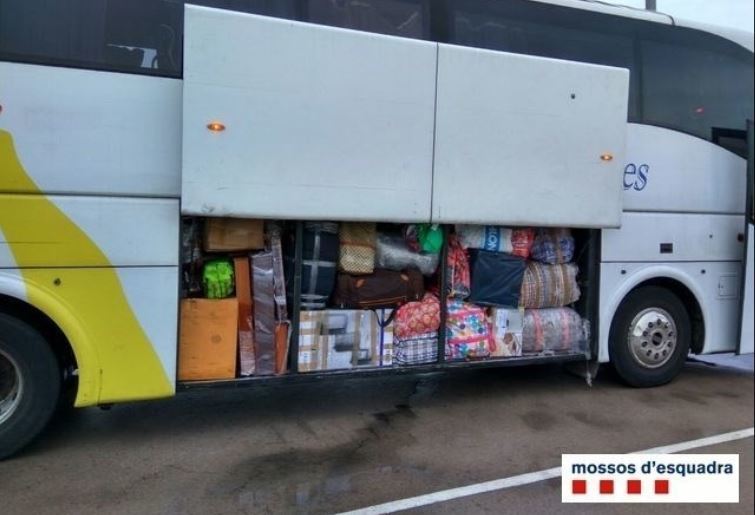 Bodega del autobús que circulaba con exceso de peso