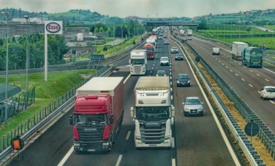 Beneficios de contar con una buena empresa multiservicios para empresas de transporte