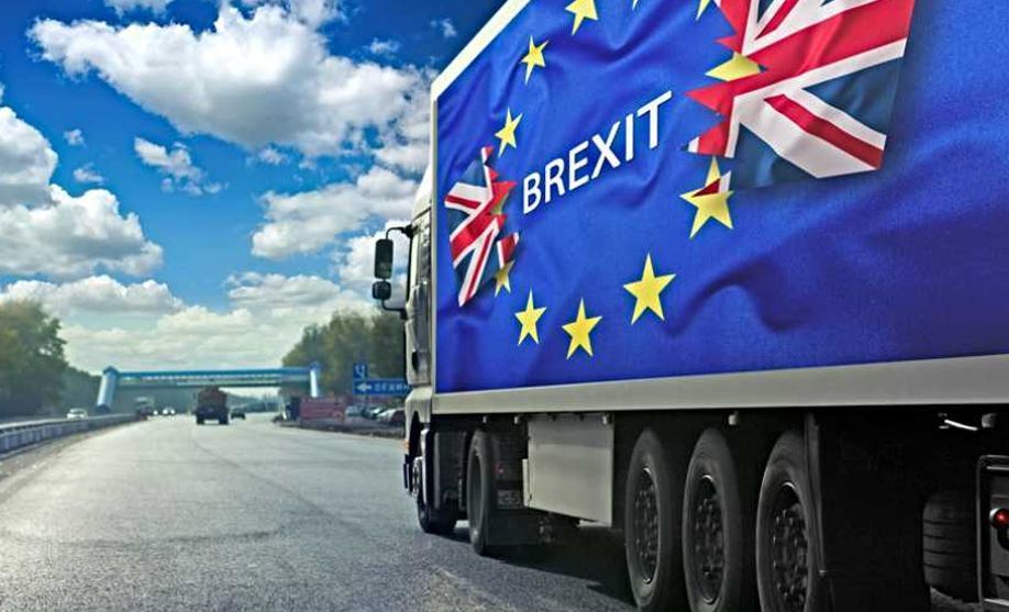Bonos de entre 1.763 y 5.877 euros para los nuevos camioneros en Reino Unido