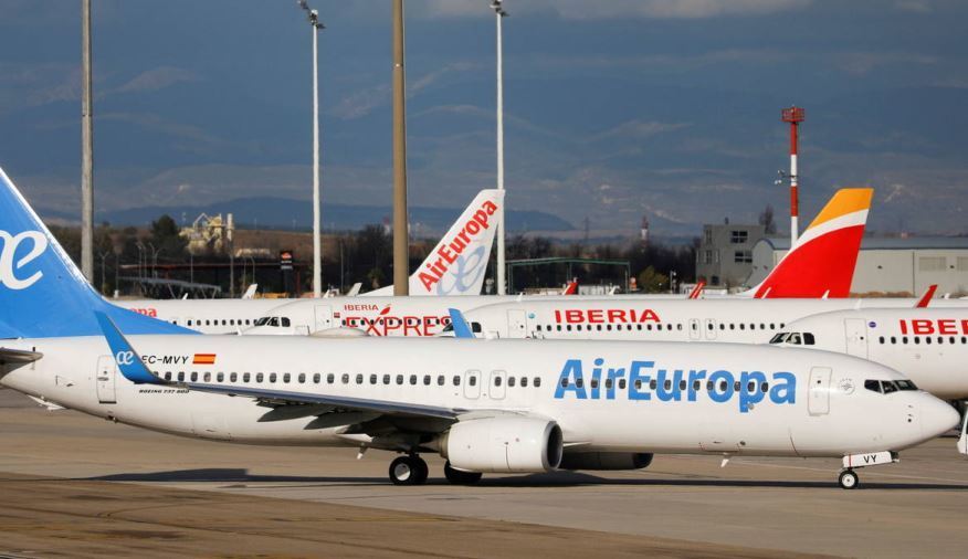 Imagen de aviones de Air Europa y de Iberia