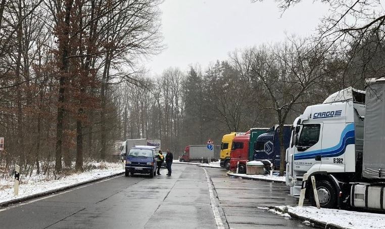 Sospechas de asesinato en la A9: tres hombres fueron arrestados.