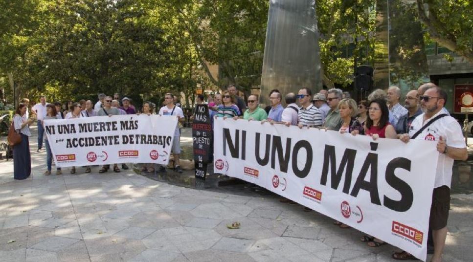 Imagen de CCOO condena la muerte en accidente laboral de un trabajador de Aragón Matadero golpeado un camión