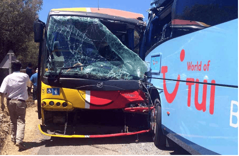 CHOQUEFRONTALDE2AUTOBUSES