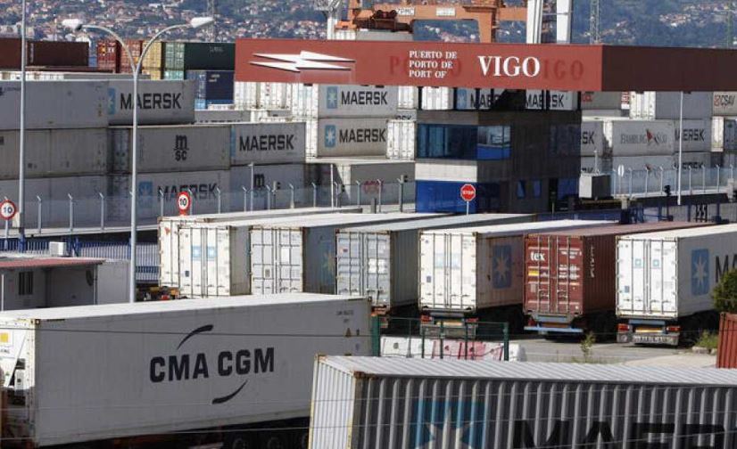 Imagen de contenedores en el puerto de Vigo