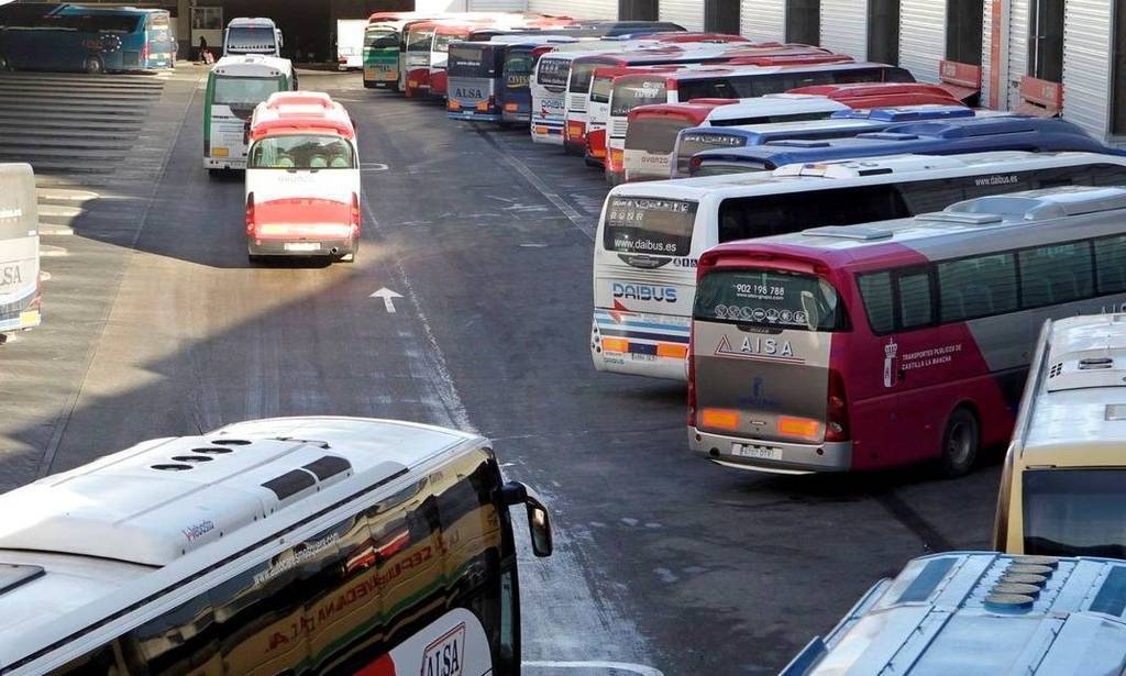 CONFEBUS pide un fondo de restate de 1.100 millones para el transporte en autobús