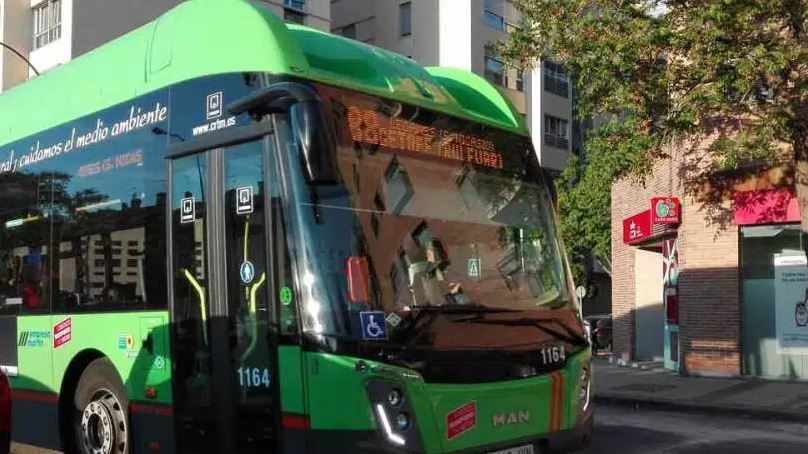 Un autobús del grupo Avanzabus