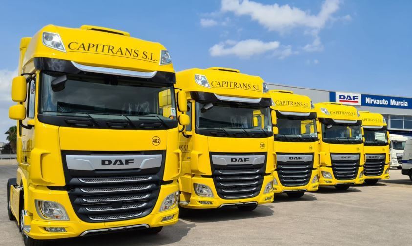 Imagen de las tractoras DAF de Capitrans