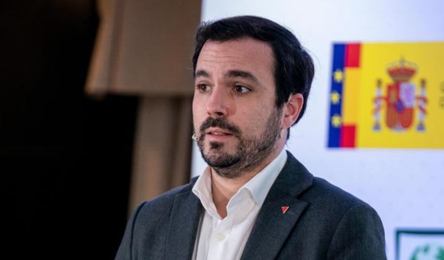 Imagen del Ministro de Consumo Alberto Carlos Garzón Espinosa