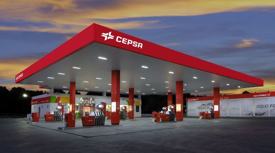 Imagen de una estación de servicio de Cepsa