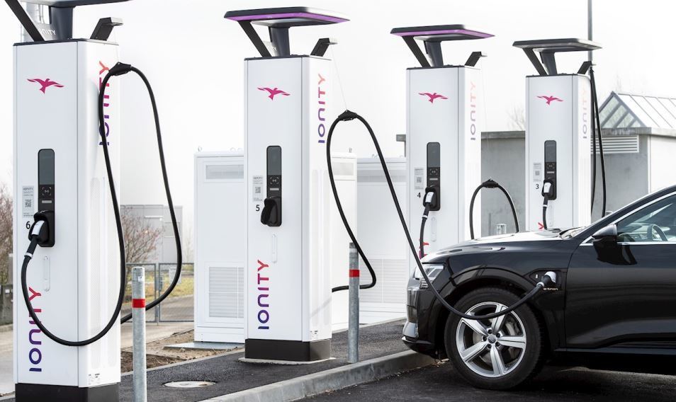 Cepsa e IONITY inauguran sus primeros puntos de recarga ultrarrápida en Portugal