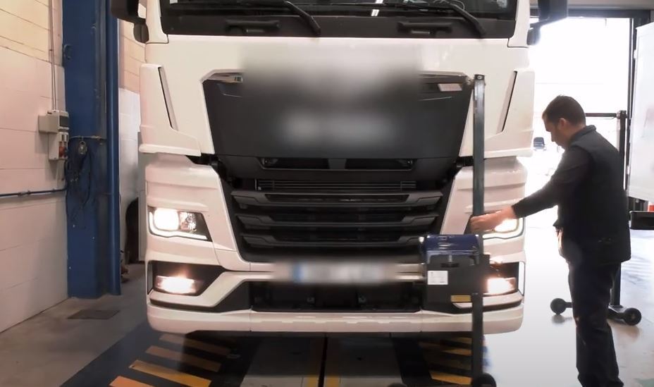 imagen de la ITV en camiones de transporte de mercancías