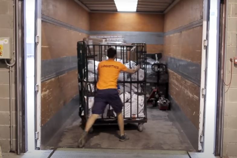 Imagen de carga de un camión