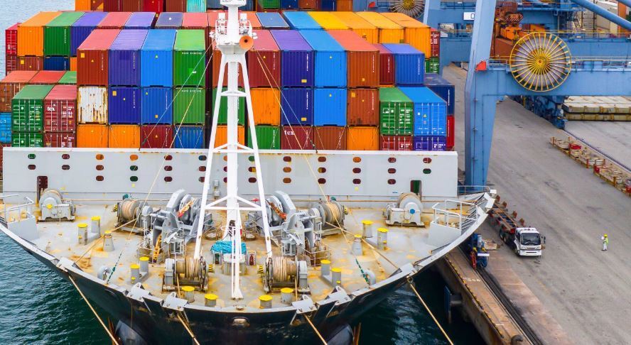 Imagen de un modelo neutral de emisiones en los puertos