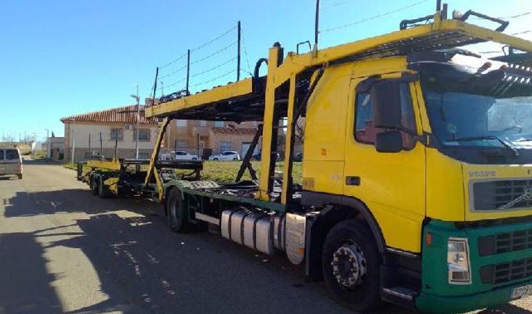 Continúa el paro de los transportistas de portavehículos ante la falta de acuerdo
