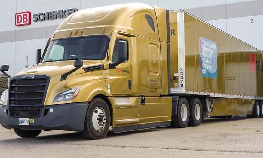 Imagen de DB Schenker que compra USA Truck