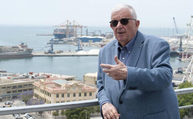 Domingo de Torres, en la terraza del AC Málaga Palacio / FRANCIS SILVA Domingo de Torres, en la terraza del AC Málaga Palacio / FRANCIS SILVA