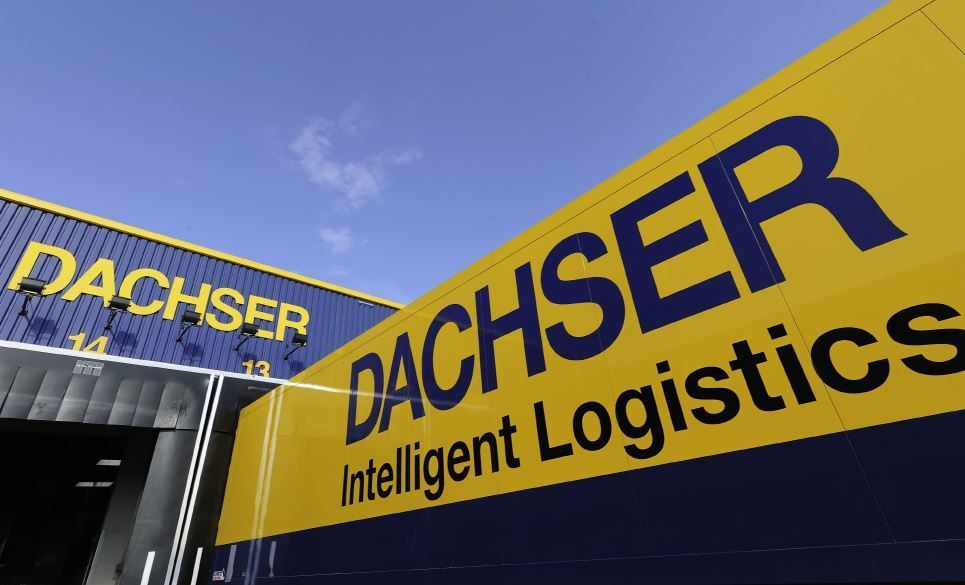 Imagen de Dachser, patrocinador principal y logística oficial de la CERATIZIT Challenge by La Vuelta