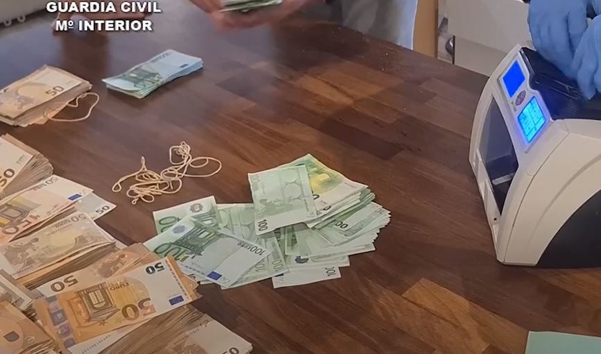 Desmantelada una organización que transportaba droga al norte y este de Europa