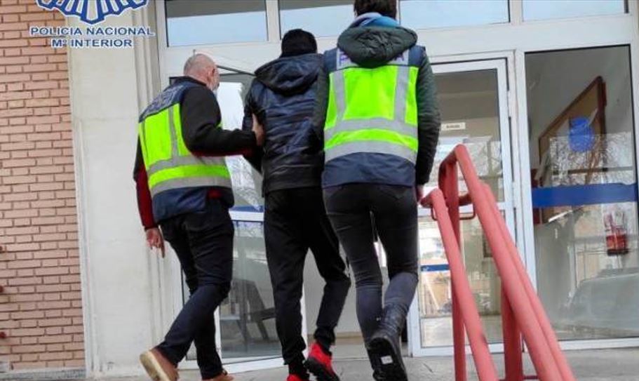 imagen del taxista detenido por masturbarse ante una joven