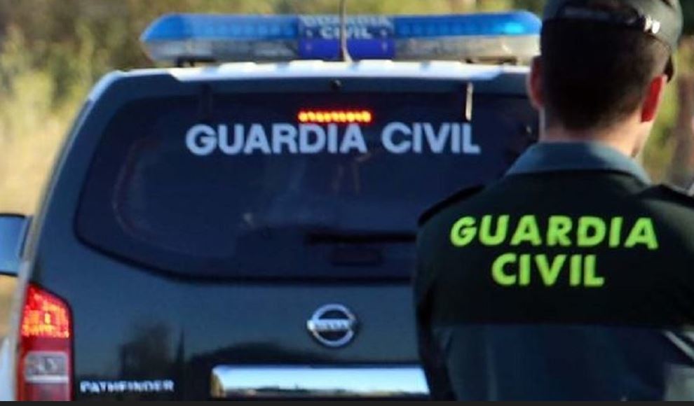 Imagen de los detenidos por robar gasóleo de camiones de obras