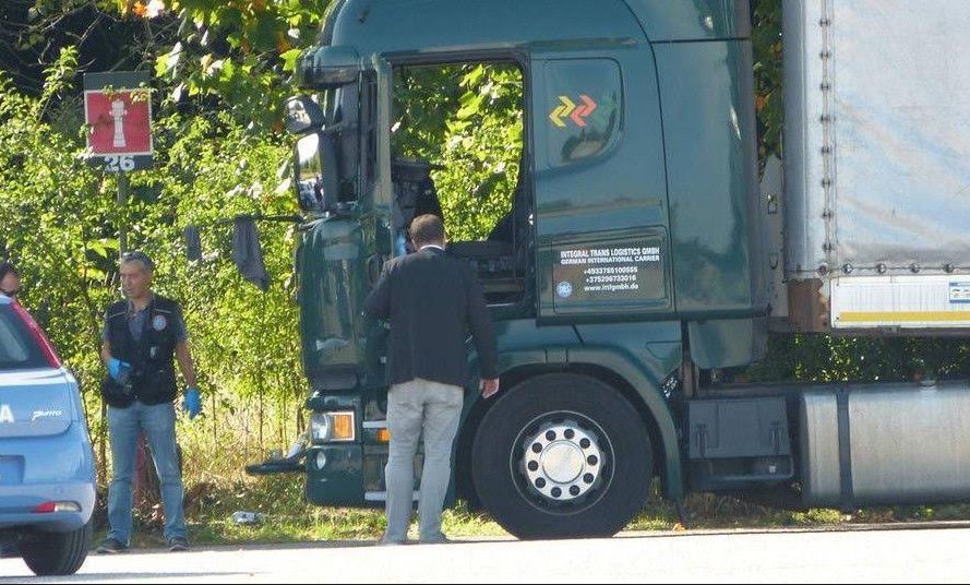 Imagen de los agentes en el lugar del fallecimiento