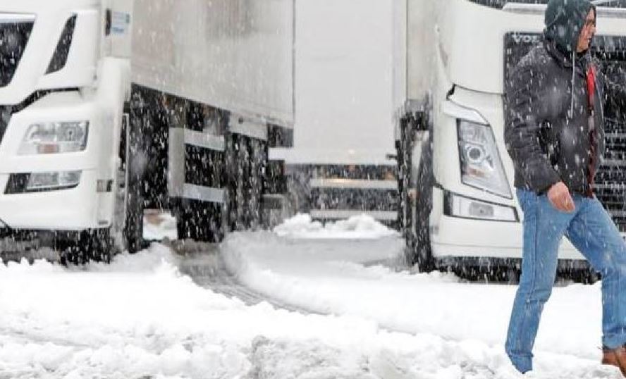 MITMA informa del Plan Invernal, máquinas quitanieves y toneladas de fundentes