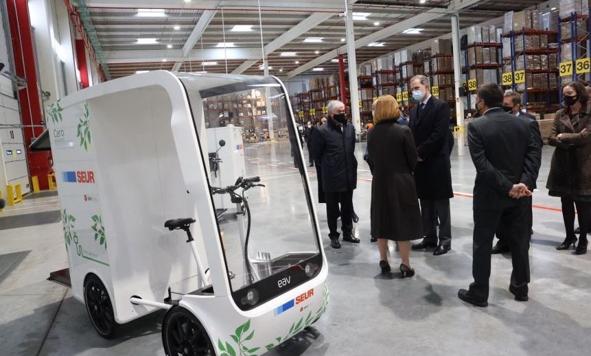 Visita de El Rey a la nave de Seur Logística en Illescas