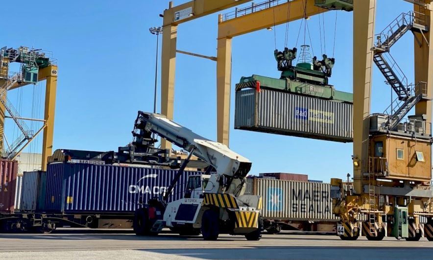 Imagen de contendores en el Puerto de Valencia