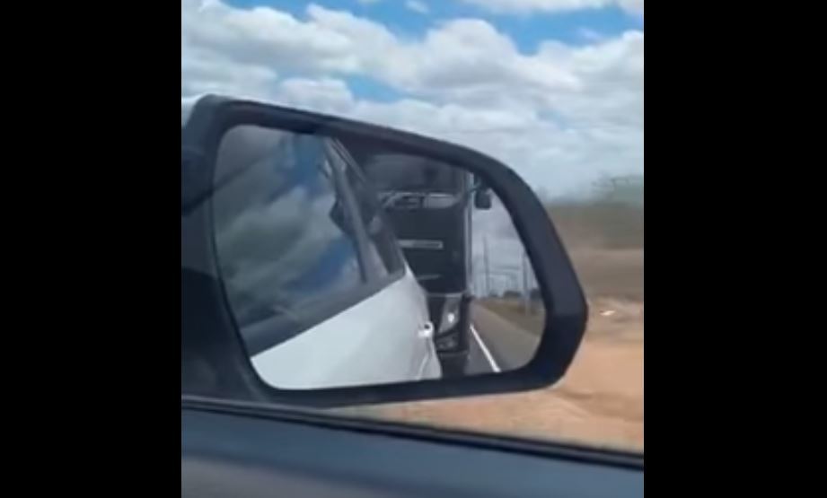 El camionero que echó fuera de la carretera a un coche fue arrestado