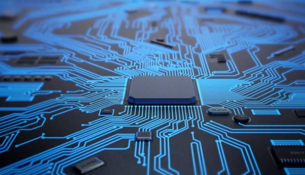 El chip de un dólar que ha provocado la falta de semiconductores