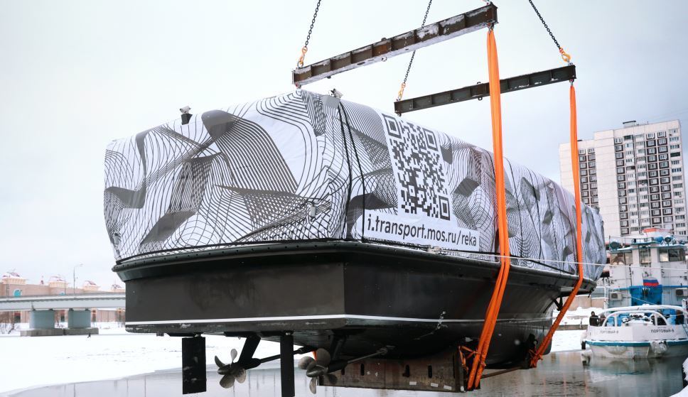 El montaje del primer tranvía fluvial eléctrico del mundo ha finalizado en Moscú