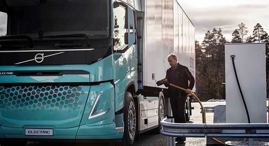 El transporte de mercancías de CyL reclama voz en la toma de decisiones medioambientales