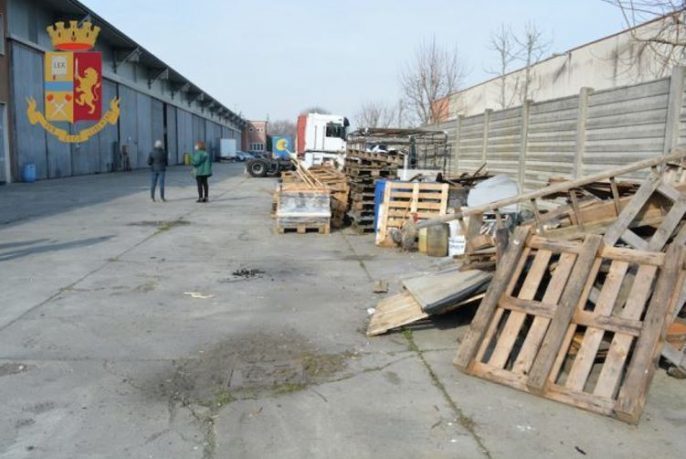 Embargados los bienes de una empresa por emplear ilegalmente a 44 conductores