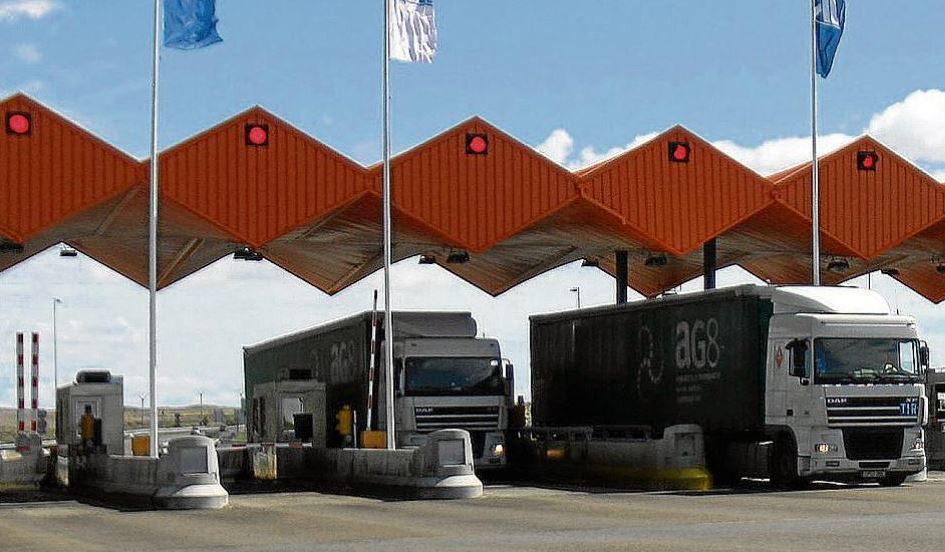 Peaje de la AP-2 una de las autopistas que estarán libres de peajes en 2021