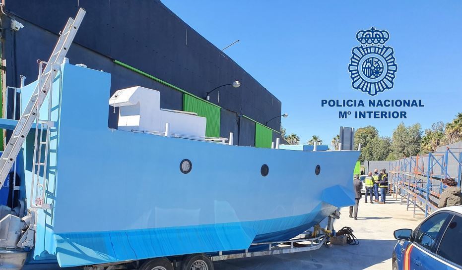 Encontrado el primer narco-submarino fabricado en Europa