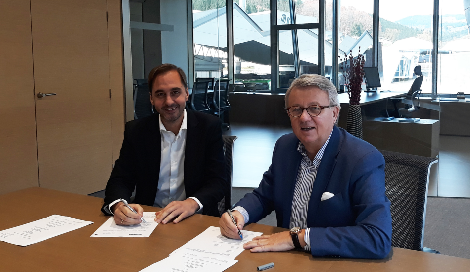Imagen de la firma del acuerdo entre Irizar y Scania Alemania Imagen de la firma del acuerdo entre Irizar y Scania Alemania